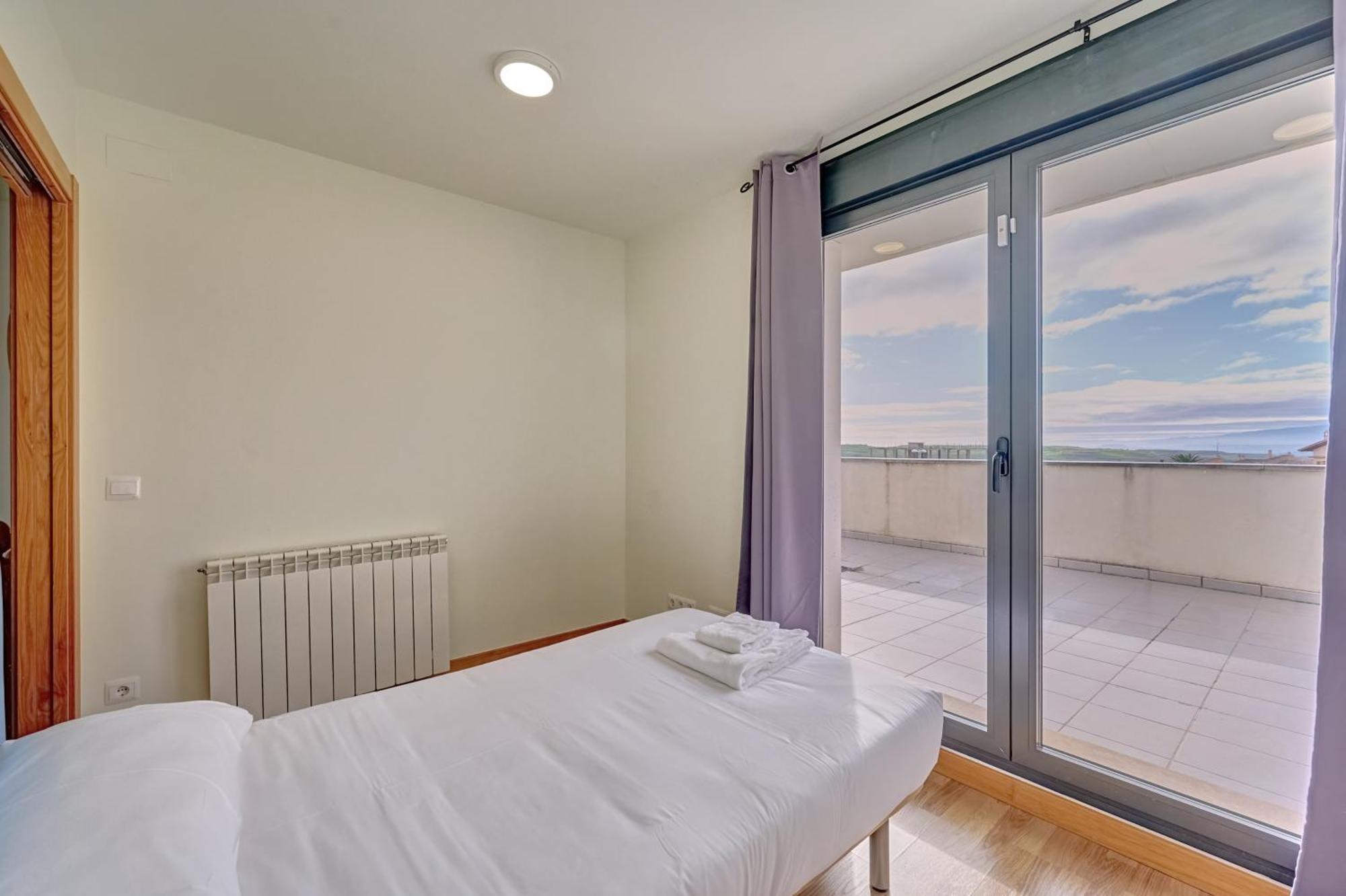 Casa Viana By Clabao Viana (Navarre)